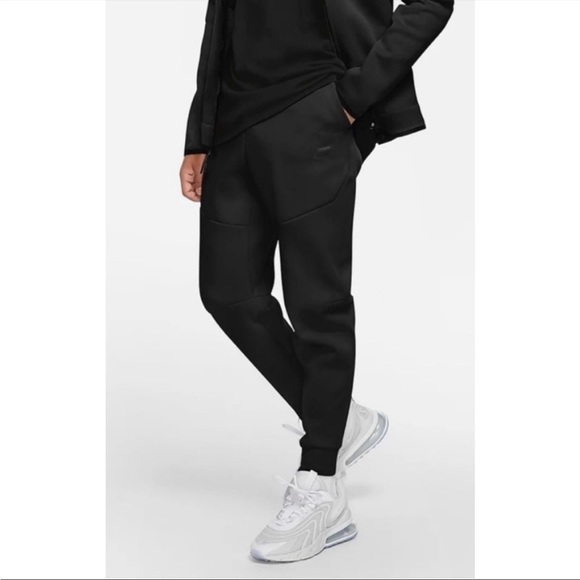 Nike Pants Nike Men Black Sportswear Tech Fleece Jogger Size Small